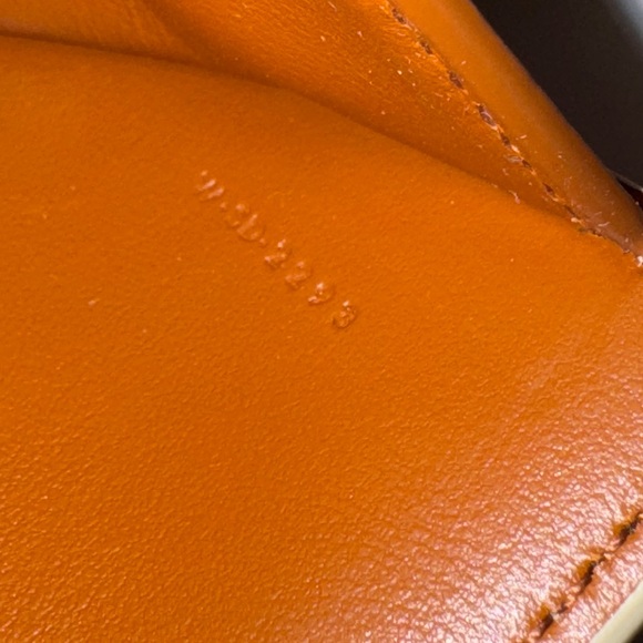 Celine SMALL FLAP WALLET TRIOMPHE IN TRIOMPHE CANVAS - Picture 7 of 9